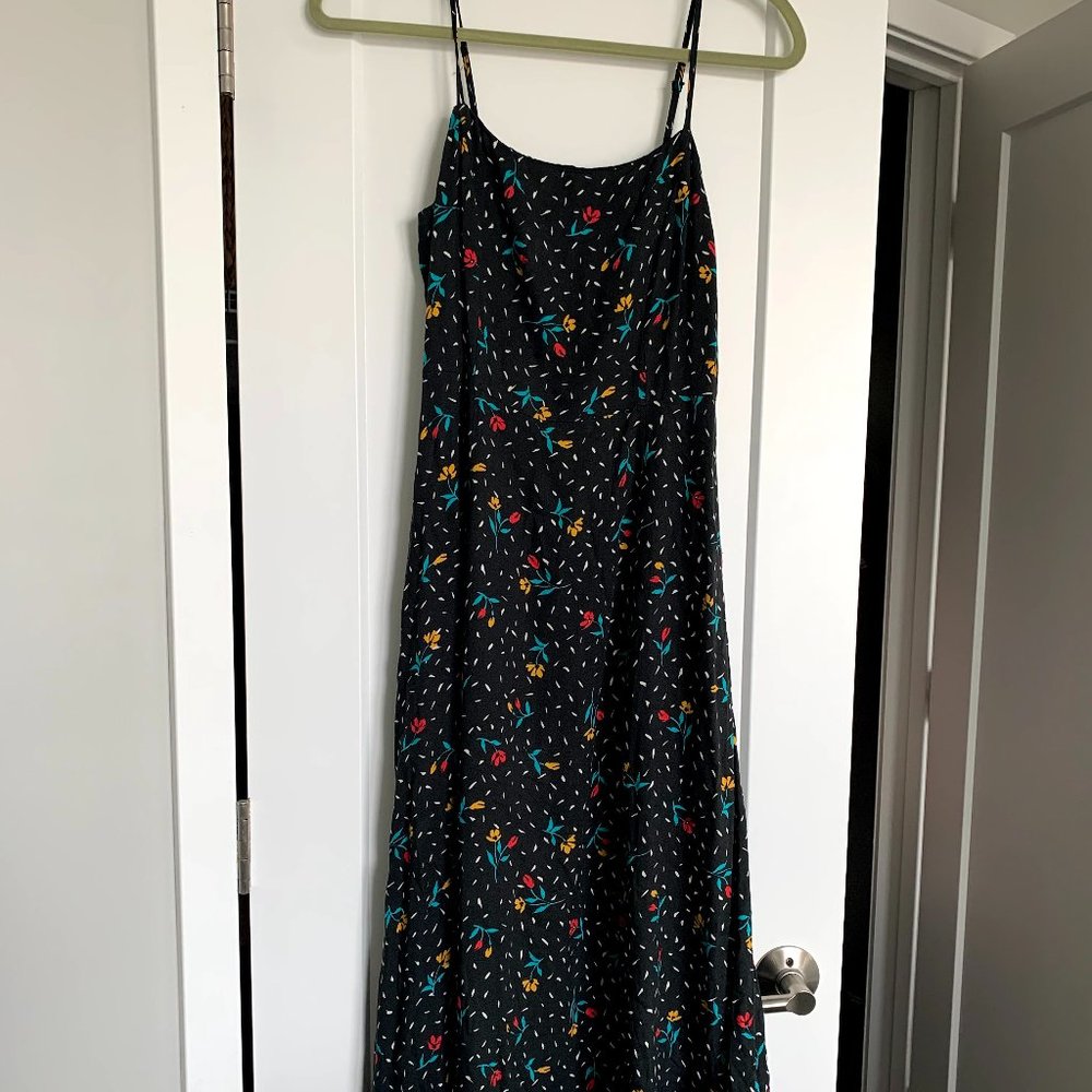 Carly Jean Los Angeles New Midi Black Floral Dress
